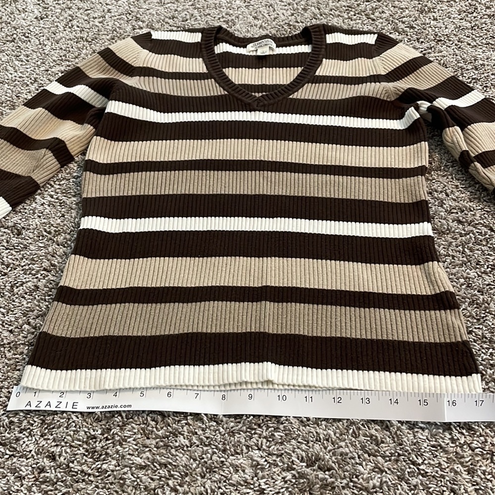 St Johns Bay Ribbed Sweater - Picture 5 of 7